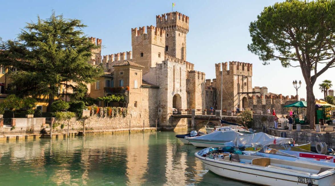 Petite Maison Sirmione Exteriör bild
